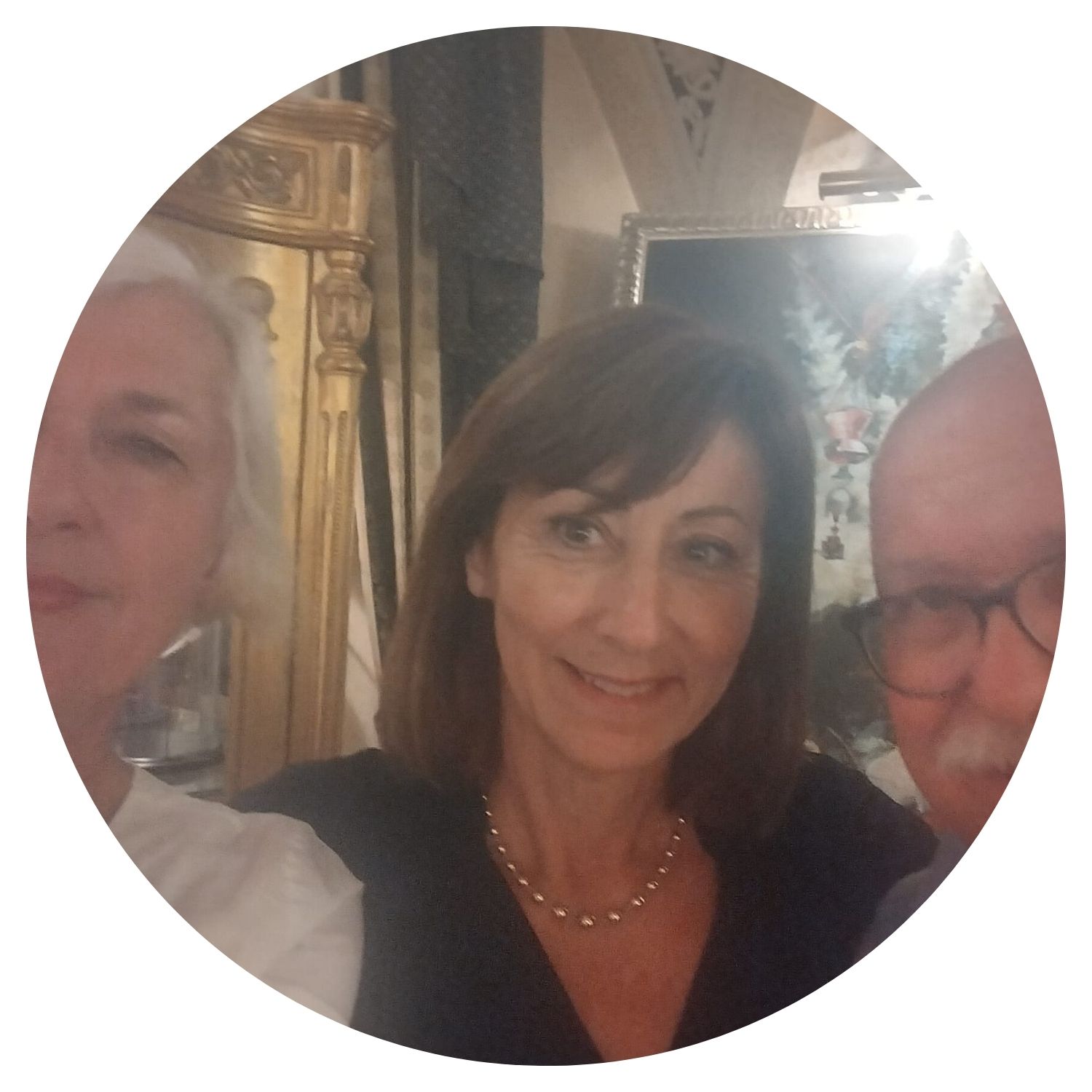 Voyage sur mesure à Prague, capturé lors d'un selfie chic-classe.